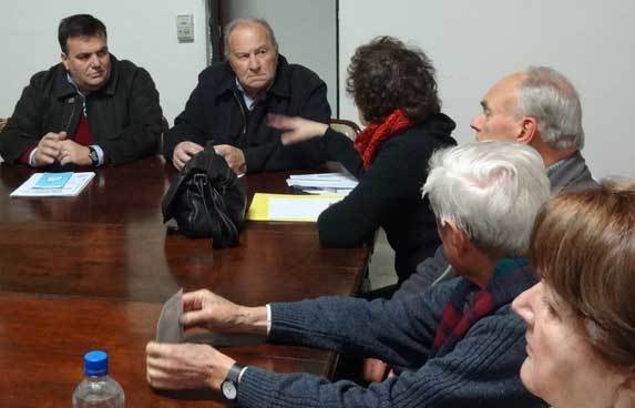 Las instituciones meten presión por una ley que las cubre del tarifazo