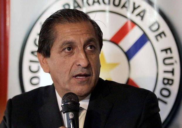 Ramón Díaz presentó la renuncia