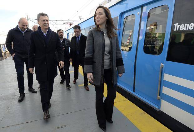 Macri y Vidal inauguraron un nuevo tramo electrificado de la línea Roca