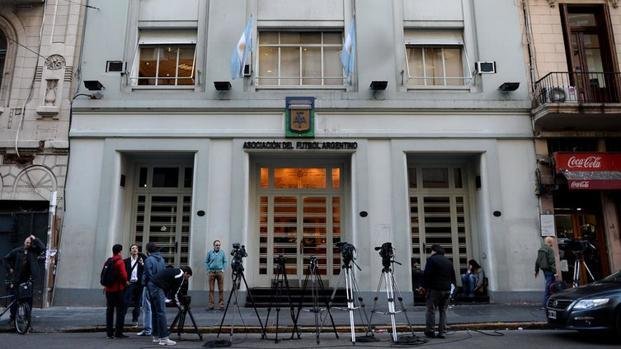 Emisarios de FIFA y CONMEBOL se entrevistaron con dirigentes de AFA