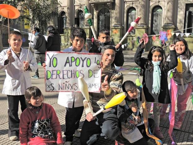 Protesta de trabajadores de "Espacios Abiertos" y "Espacios de Juegos"