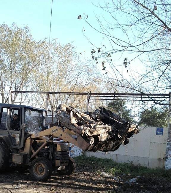 Remoción de vehículos abandonados