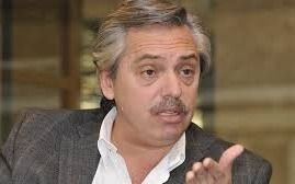 PASO: Florencio Randazzo presentó de manera oficial su candidatura. El kirchnerismo, en cambio, insiste en la unidad en el PJ