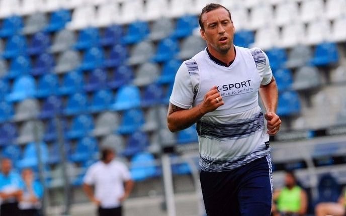 Fútbol en el Bosque con un solo cambio