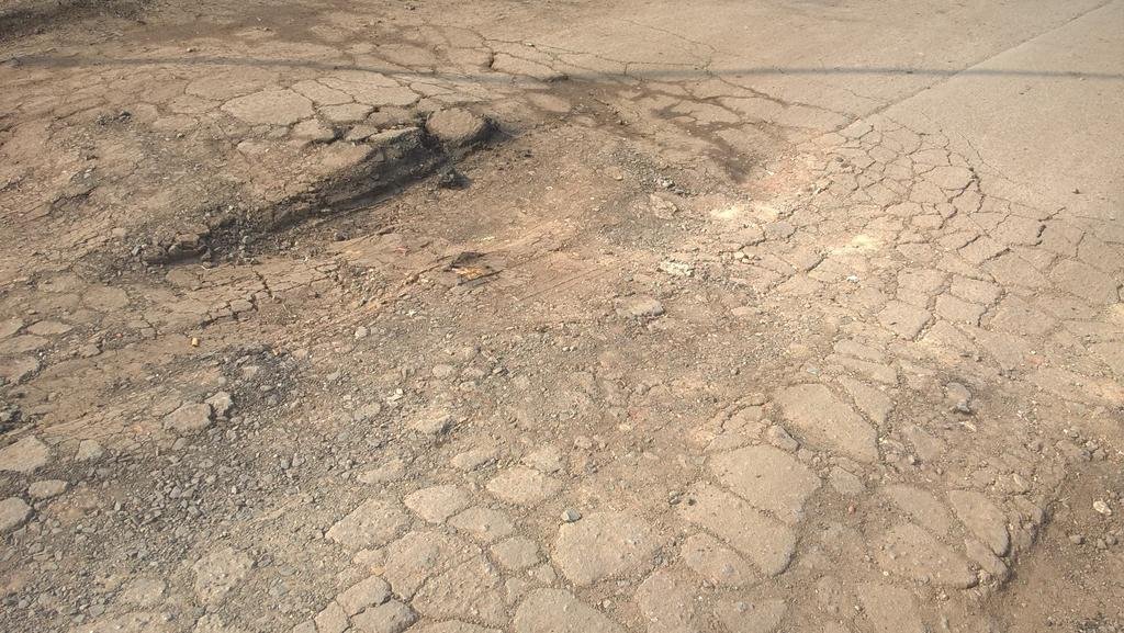 Vecinos de San Carlos exigen el urgente arreglo de las calles