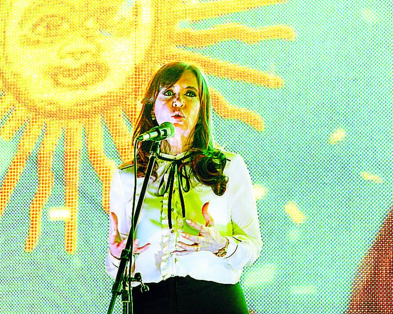 Cristina acusa al juez Bonadio de amenazar de muerte a Nisman