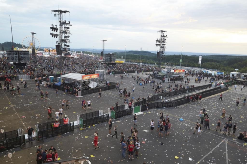 Pánico en un concierto de rock en Alemania