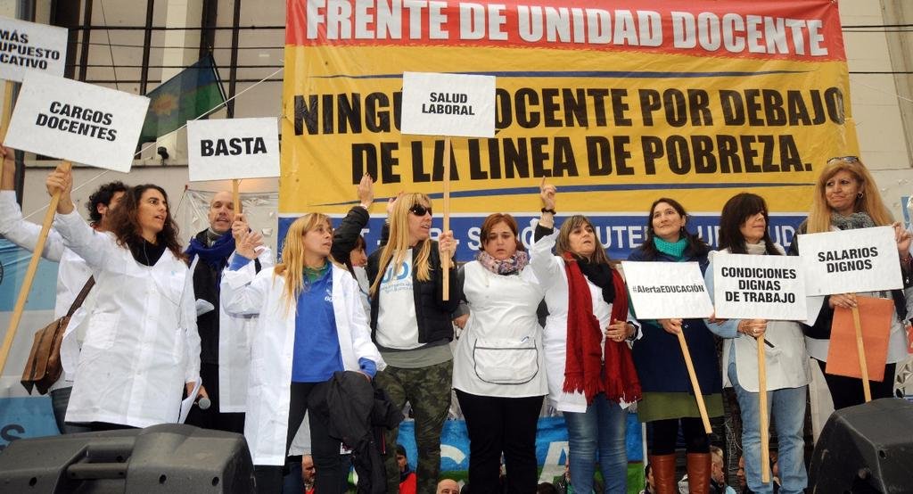 Sin acuerdo salarial a la vista se cocina un paro nacional docente
