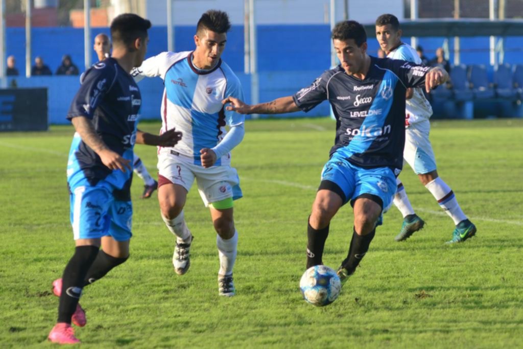 San Carlos casi salvado