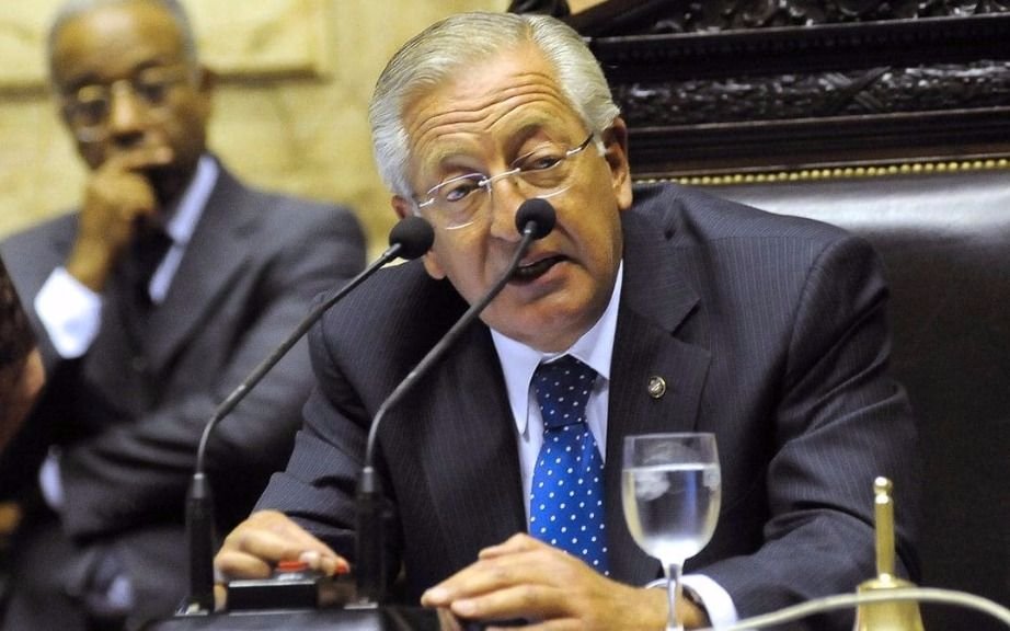 Piden detención de ex gobernador jujeño Feller por asociación ilícita