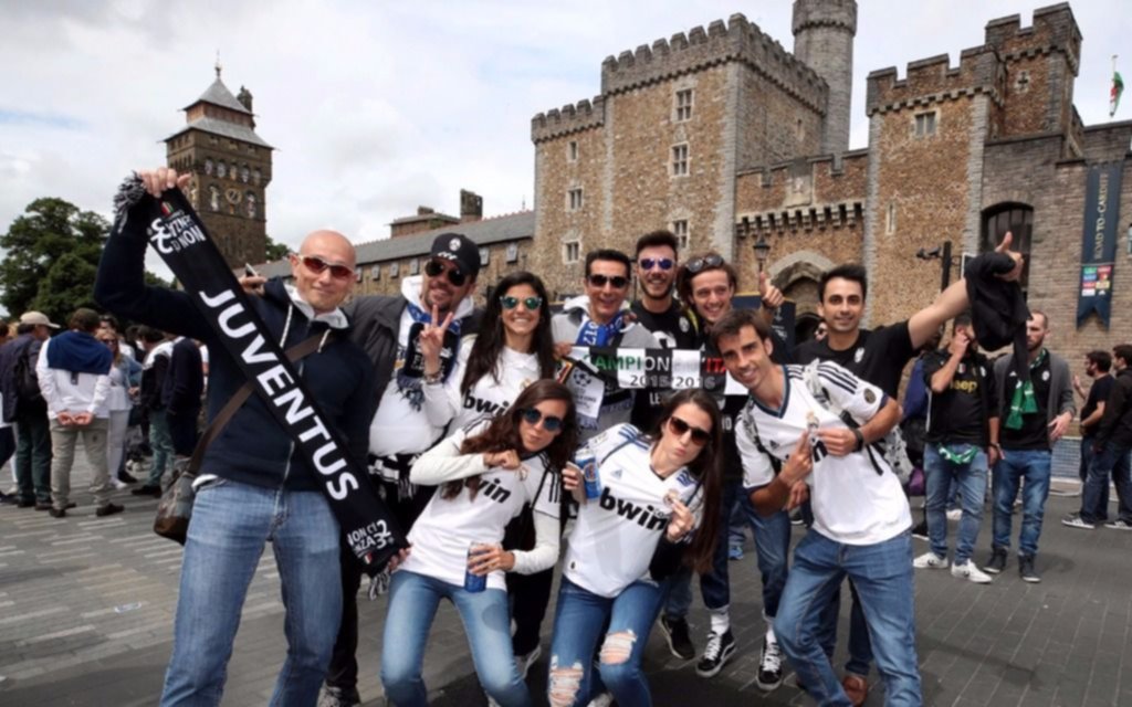 Todas las fotos de la previa del choque que paraliza Europa
