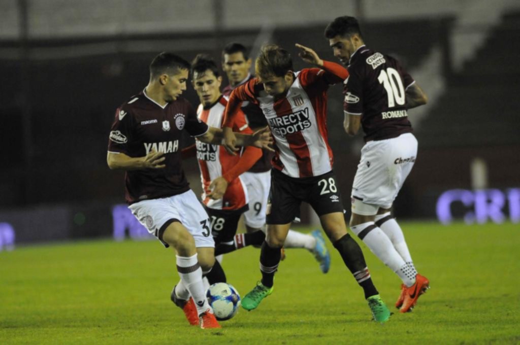 Estudiantes perdió por un error y su falta de gol