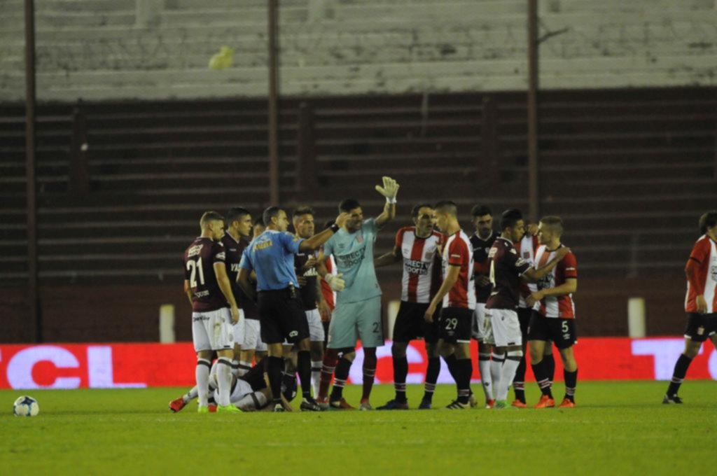 Bronca por una roja injusta