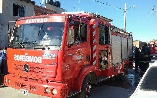 Tensión en Berisso por un incendio