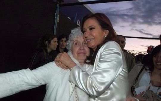 La madre de Cristina Kirchner se encuentra internada