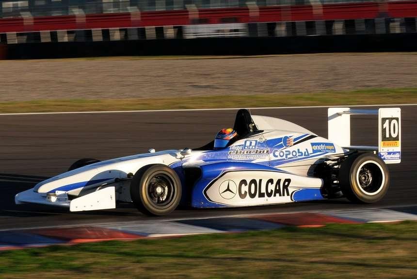 El platense Moscardini logró su primer triunfo en la FR 2.0