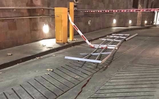 Un custodio de Lázaro Báez cayó desde un segundo piso