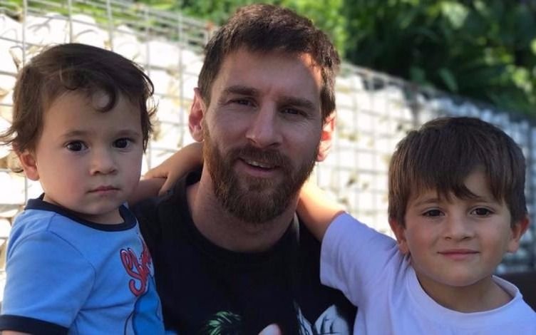 Messi prepara su casamiento y apura la renovación con Barcelona