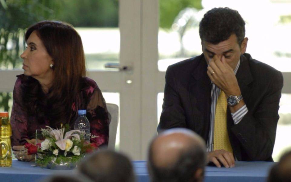 Intendentes dicen que Cristina es "la candidata natural" y cuestionan a Randazzo