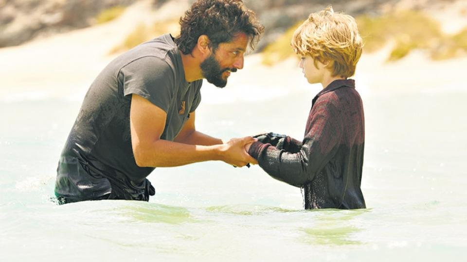 Encuentro de dos soledades en el mar