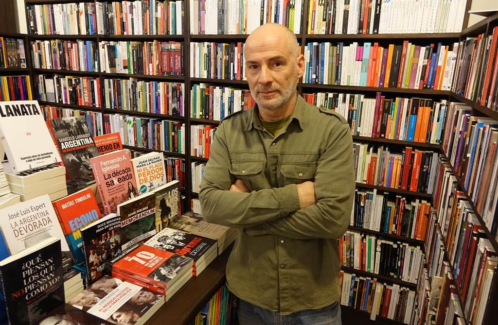 Libros e historietas para papá: cuáles son los títulos más elegidos en las librerías platenses