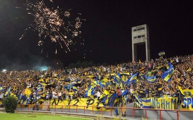 Pese a la prohibición, Aldosivi le vende entradas a los hinchas de Boca