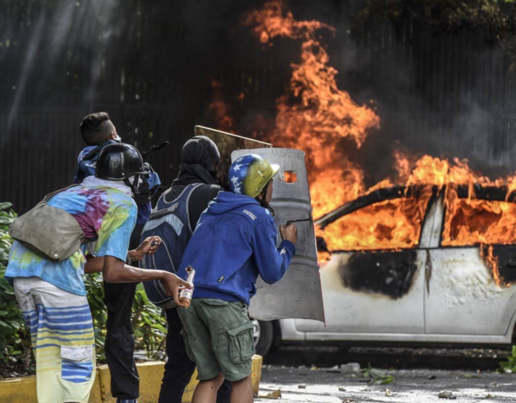 La ola de protestas en Venezuela ya suma 73 víctimas fatales