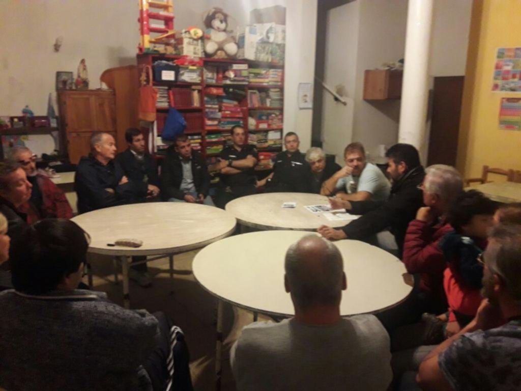 Hay preocupación en Tolosa por un acosador que merodea una escuela