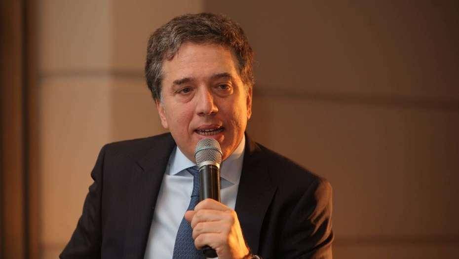Optimismo de Dujovne: “El déficit va en baja”