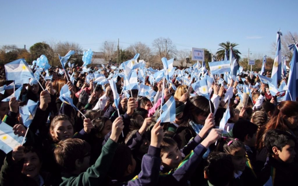 Más de 4.000 chicos hicieron su promesa de lealtad a la Bandera en Pilar