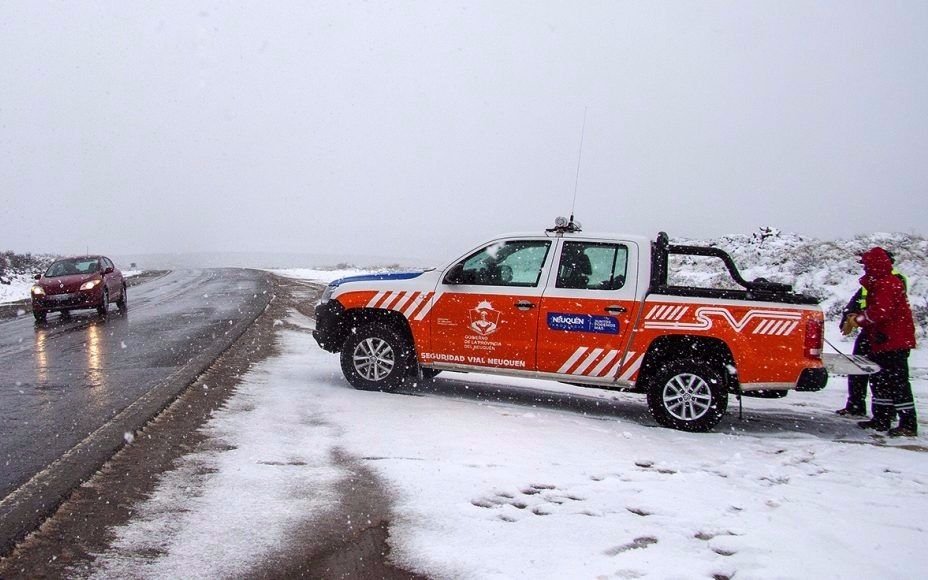 La nieve y el frío afectan a gran parte de la Patagonia