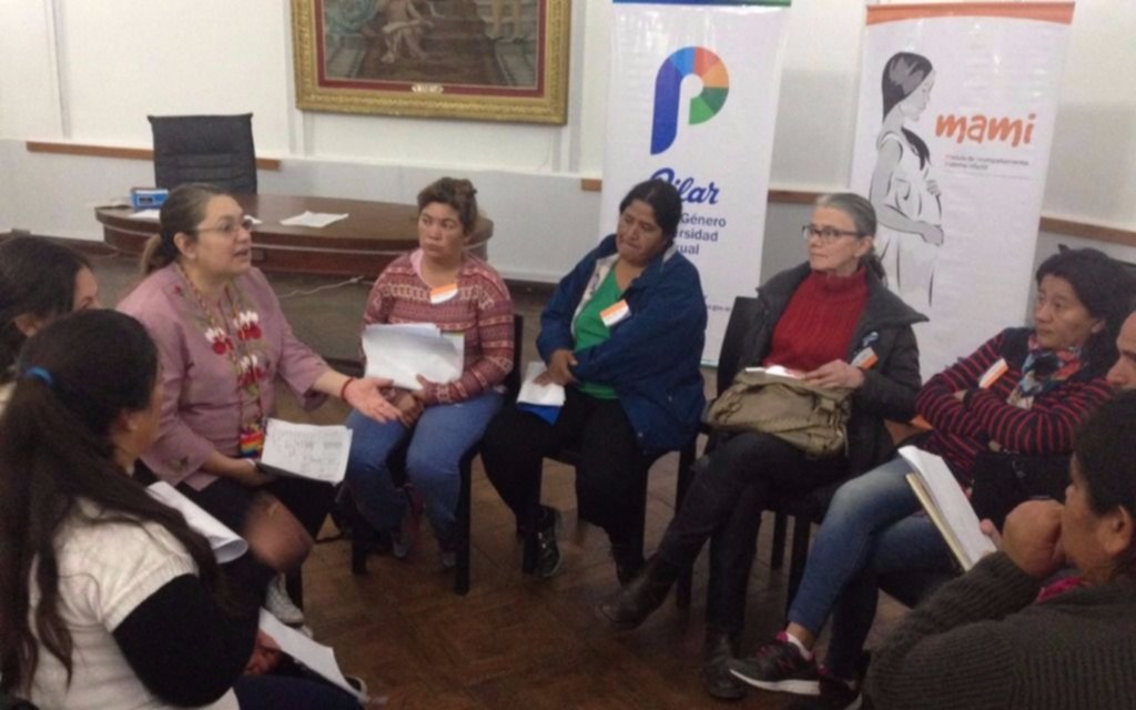 En Pilar forman red de referentes barriales para garantizar los derechos de las mujeres 