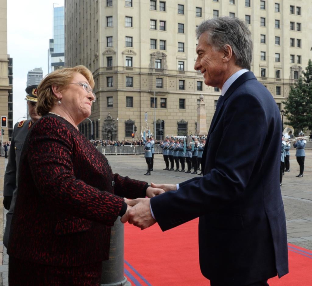 Macri reafirmó la relación bilateral con Chile y renovó críticas a la ex presidenta
