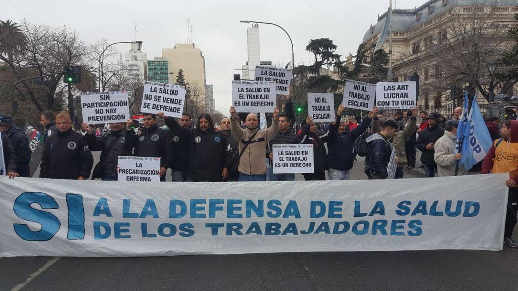 Sigue trabada la ley de ART en el Senado bonaerense