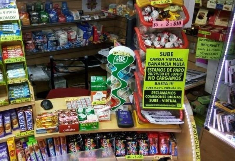 Pese al paro anunciado, en la mayoría de los kioscos de la Ciudad cargaron la SUBE