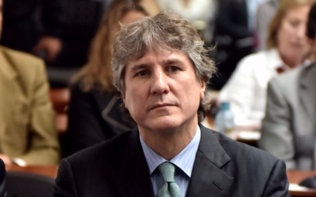 Piden tres años de prisión en suspenso para Boudou por el caso del auto