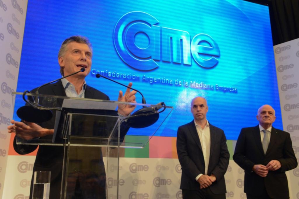 Juicios laborales y La Salada: Macri apuntó a las “mafias”