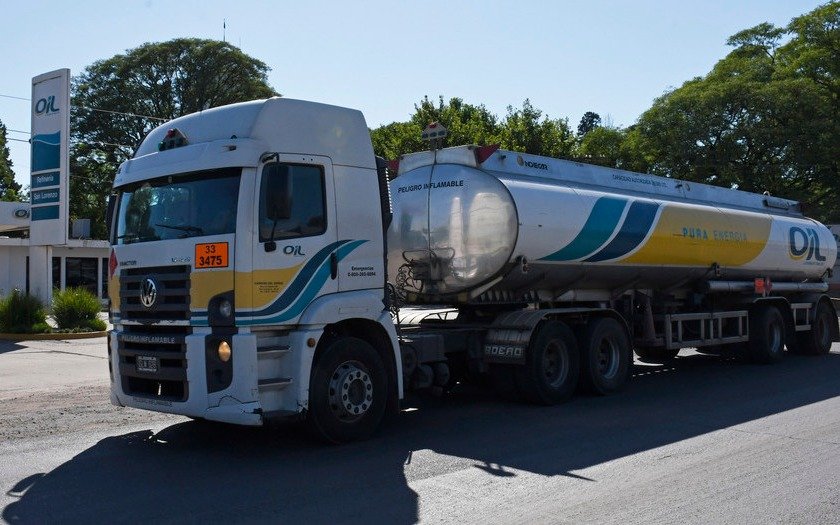 Por orden de la Justicia, YPF deberá operar la petrolera de Cristóbal López
