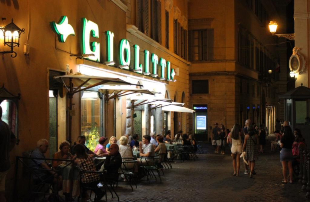 Buscando el fresco en Roma, en pleno verano y con mucho calor