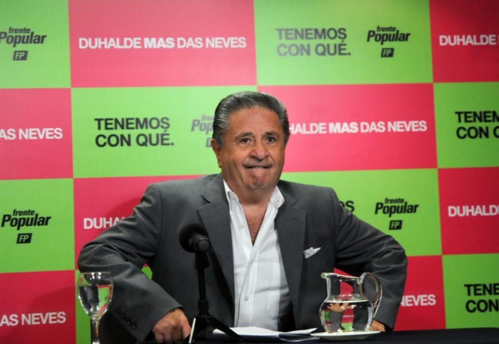 Duhalde pide a la dirigencia política mayor diálogo