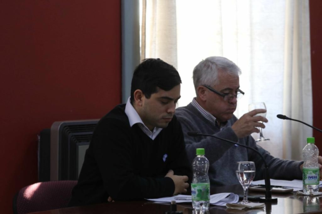 En Berisso quieren bajarle el sueldo a los concejales y funcionarios municipales