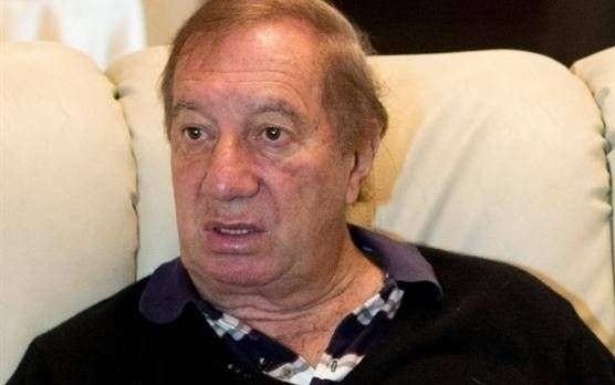 Tras la operación, difundieron el parte médico de Carlos Salvador Bilardo