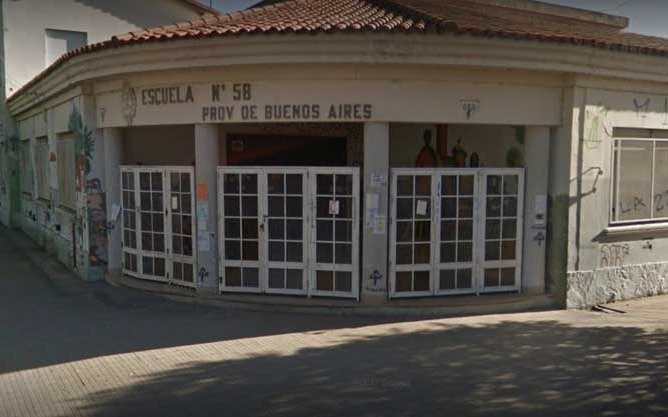 Evacuaron dos colegios platenses alertados por amenazas de bomba