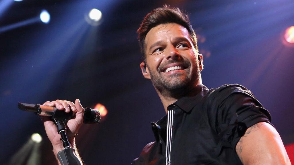 Hermanados: artistas latinos que levantan la bandera del arcoirís