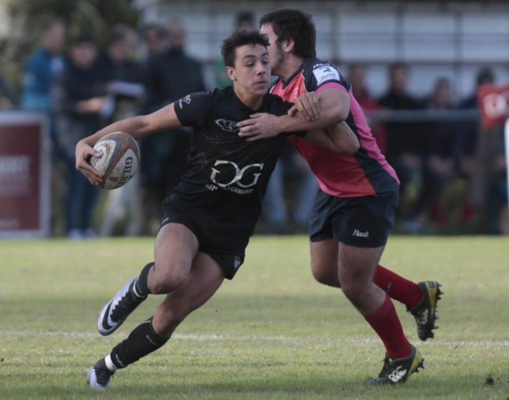 Universitario no levanta y cayó con Buenos Aires