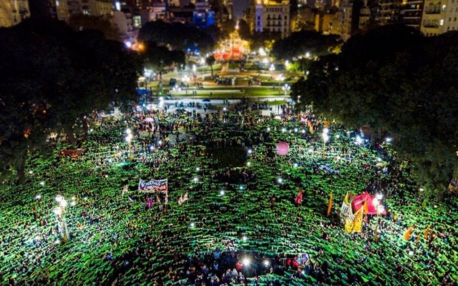 Dividirán la Plaza del Congreso cuando se trate el proyecto de despenalización del aborto
