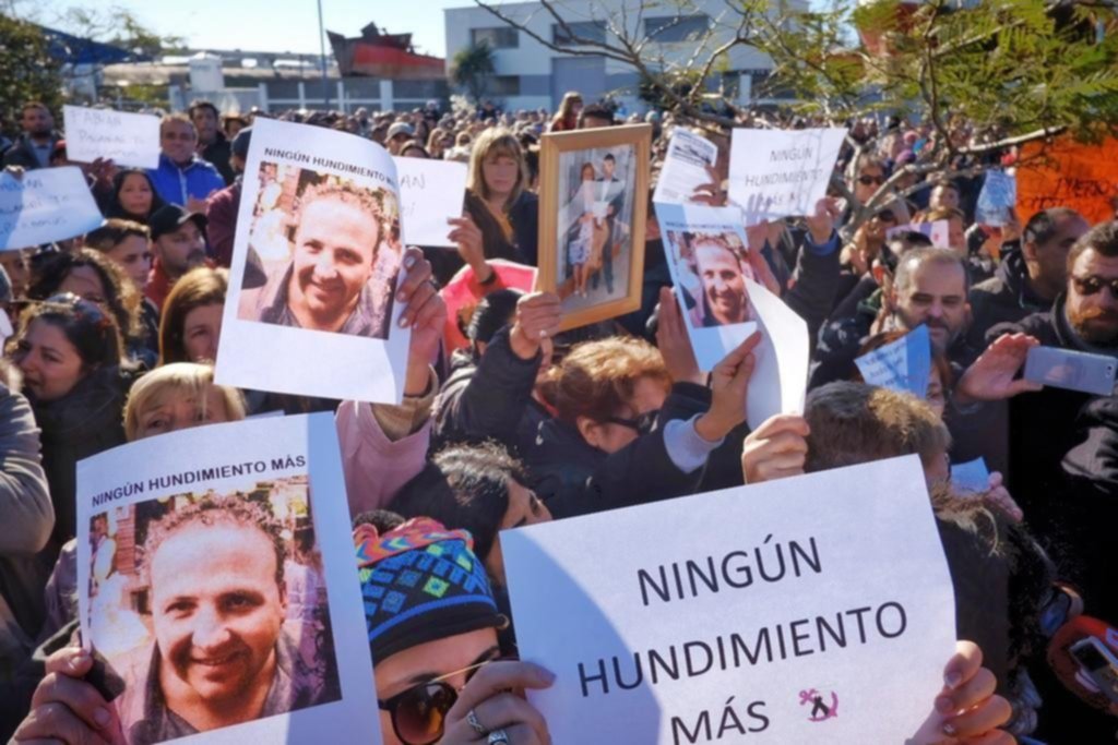 Familias de pescadores exigen respuestas a dramas en el mar