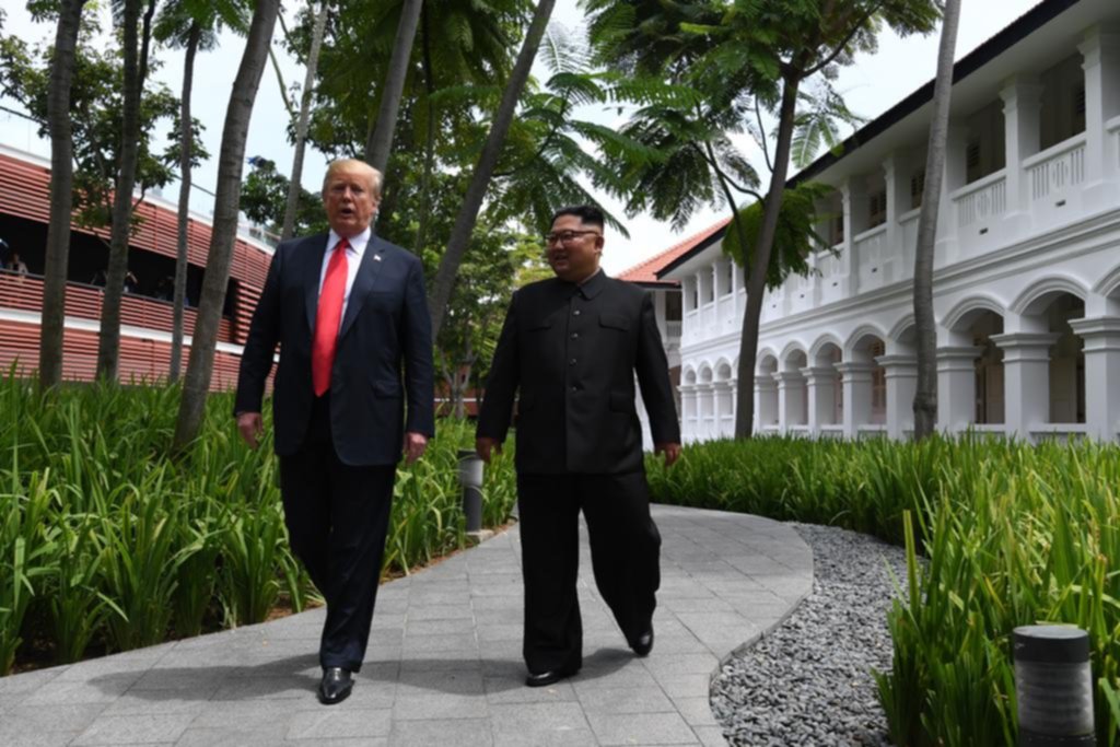 Un acuerdo y muchas dudas tras la cumbre de Trump y Kim