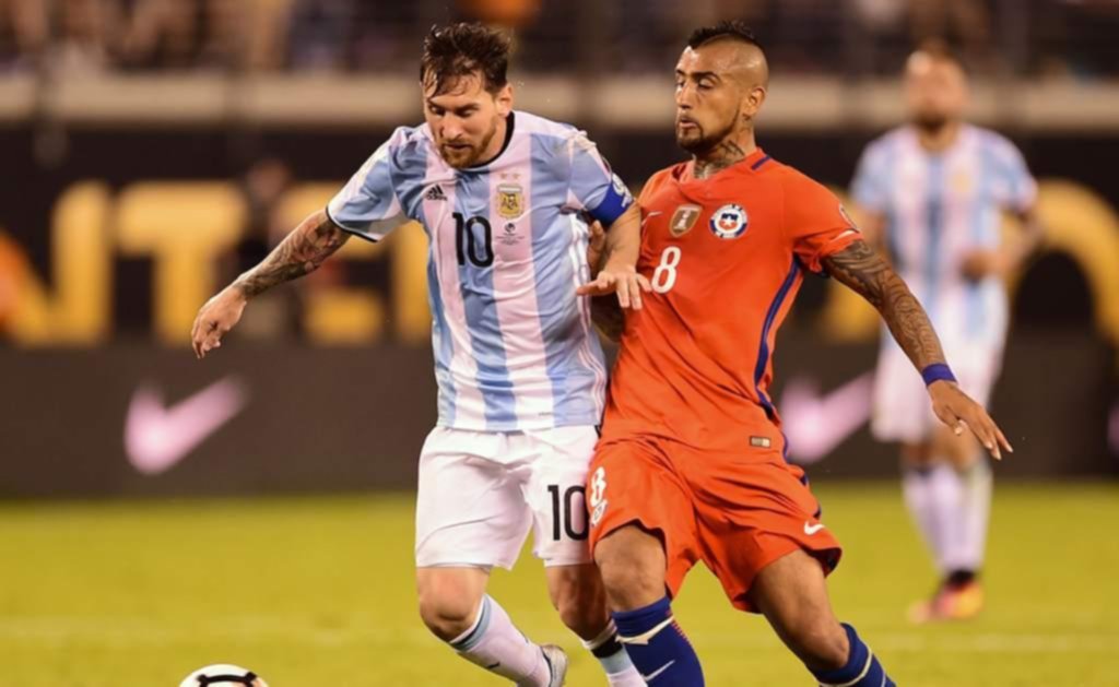 Con Chile sin Mundial, Vidal se colgó de Messi