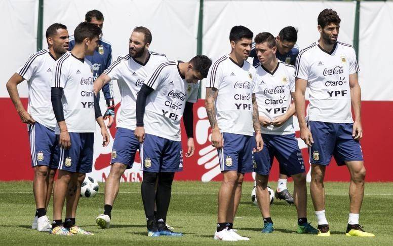 Para Sampaoli, la clave estará en Salvio y Tagliafico